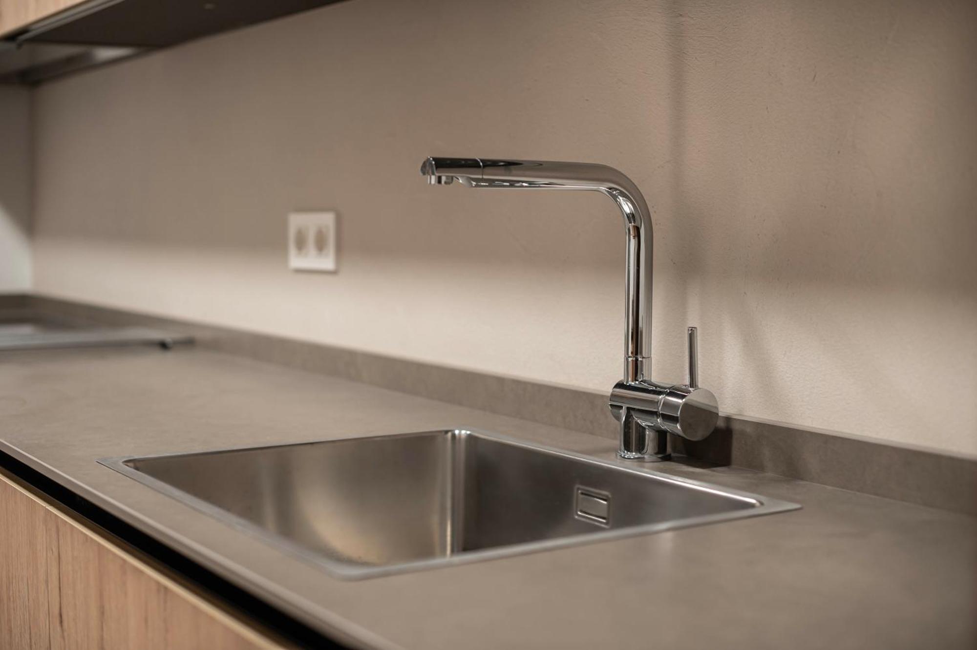 Funcional Y Renovado Apartamento En Iturrama Pamplona Luaran gambar